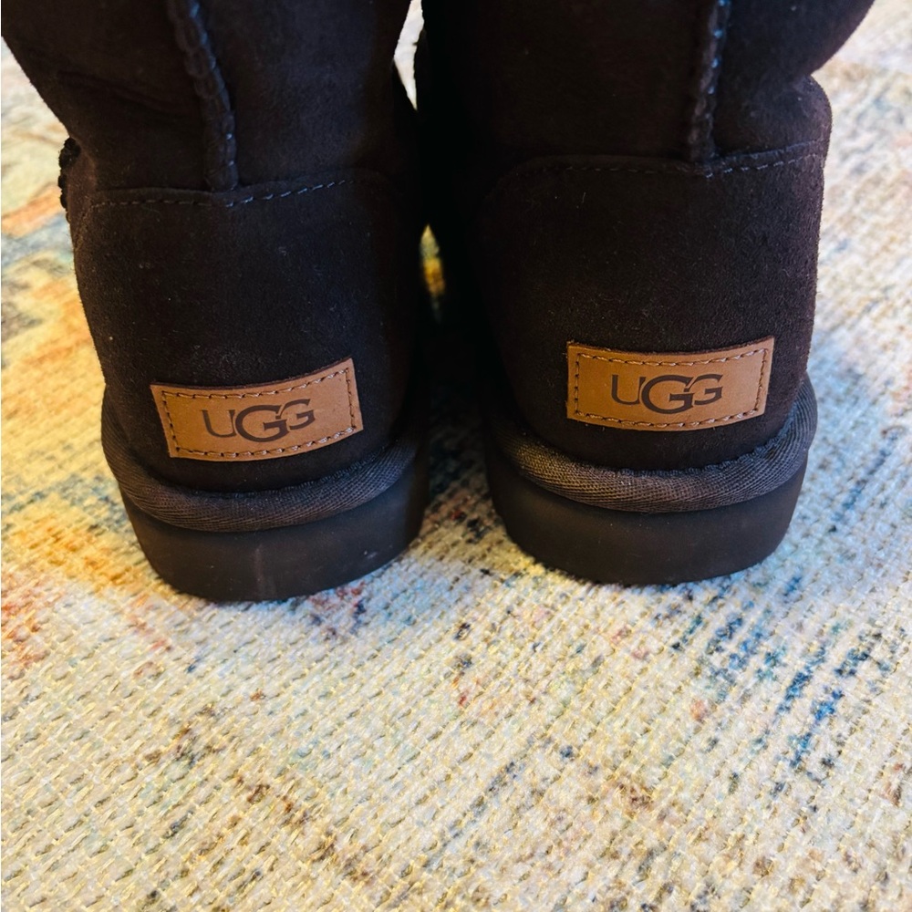 Ugg Brown Suede Boots - Picture 3 of 6
